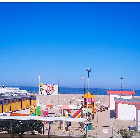 Sombrero 3*