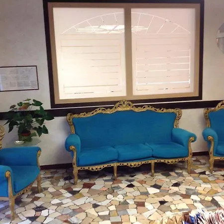 Hotel Sombrero 3*