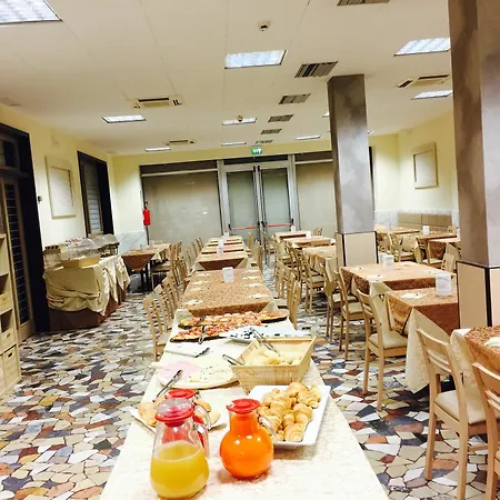 Sombrero Hotel 3*