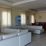 Sombrero Hotel
